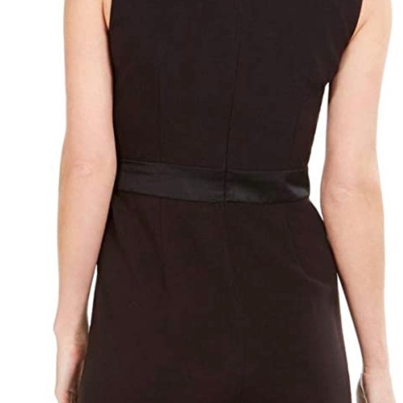 Vince Camuto Wide-Leg Long V-Neck Jumpsuit 🤍🖤 with Satin Neck & Waist 🤍🖤 - Picture 4 of 7